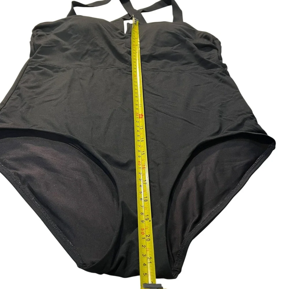 Athleta Solid Black Square Neck Underwire One Piece Swimsuit Women's Size 36B/C